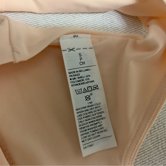 Cute bra from Old Navy! - Picture 3 of 7